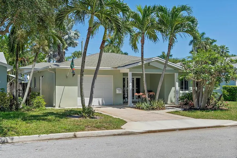 1106 N Lakeside Drive, Lake Worth Beach, FL 33460 - #2