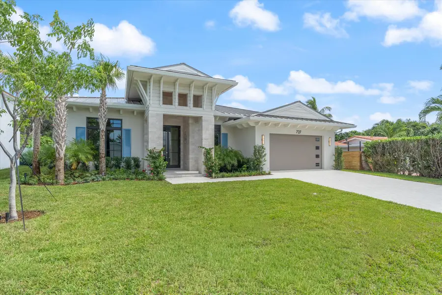 727 SW 28th Avenue, Boynton Beach, FL 33435 - #2
