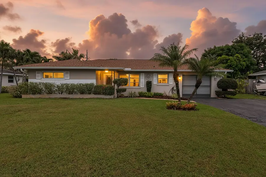 11 Windsor Road E, Jupiter, FL 33469 - #2