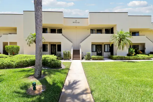 6940 SE Constitution Boulevard, Hobe Sound, FL 33455