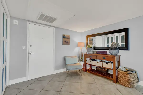 859 Jeffery Street #7050, Boca Raton, FL 33487
