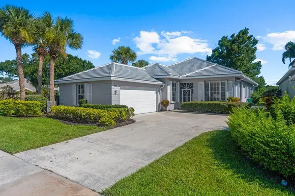 323 NW Bentley Circle, Port St Lucie, FL 34986