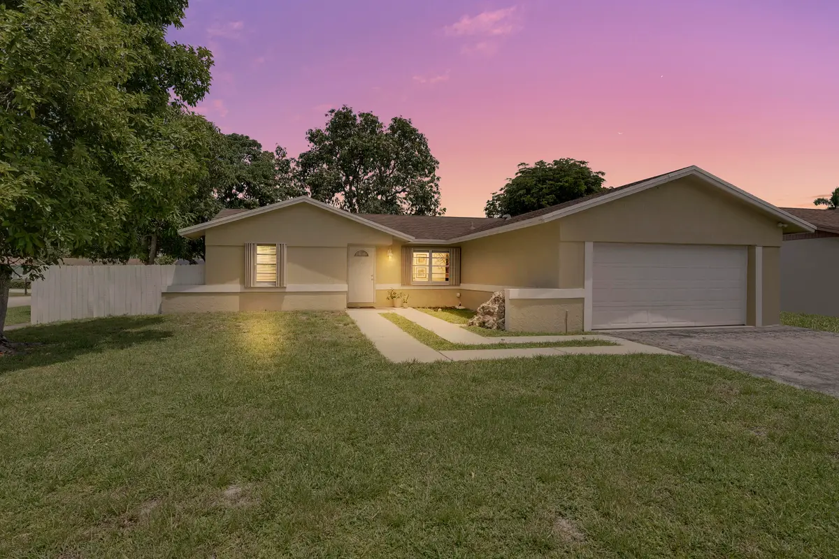 9235 Saddlecreek Drive, Boca Raton, FL 33496 - #1