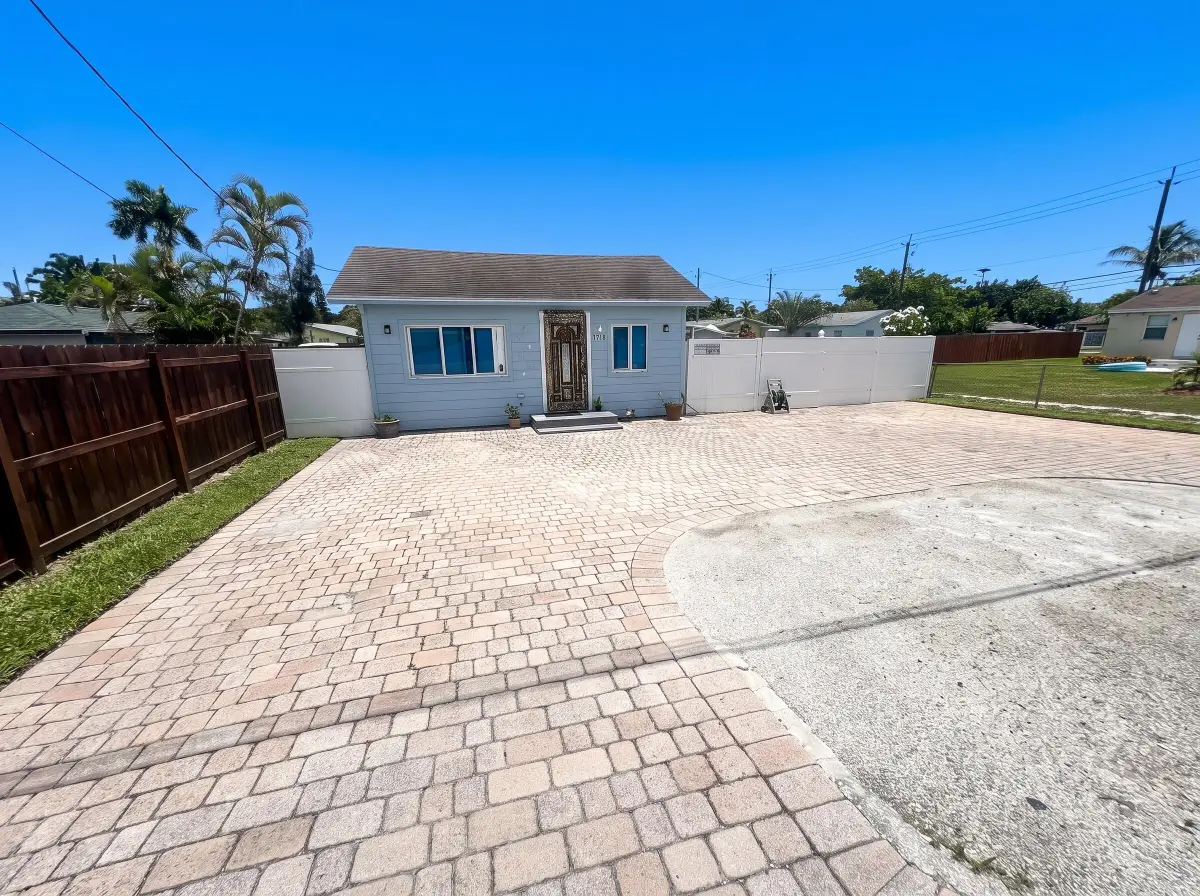3718 Coconut Road #A, Palm Springs, FL 33461 - #1