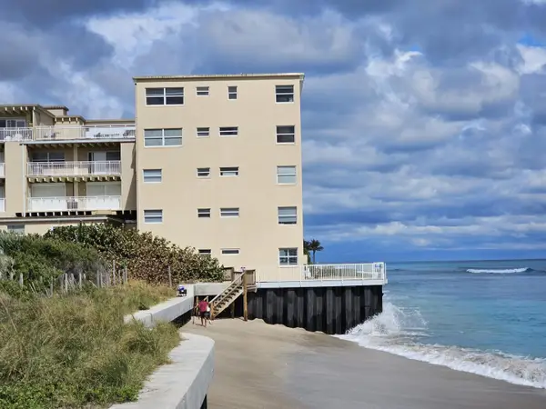 4500 S Ocean Boulevard #309, South Palm Beach, FL 33480