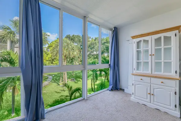 4851 NW 26th Court #336, Lauderdale Lakes, FL 33313