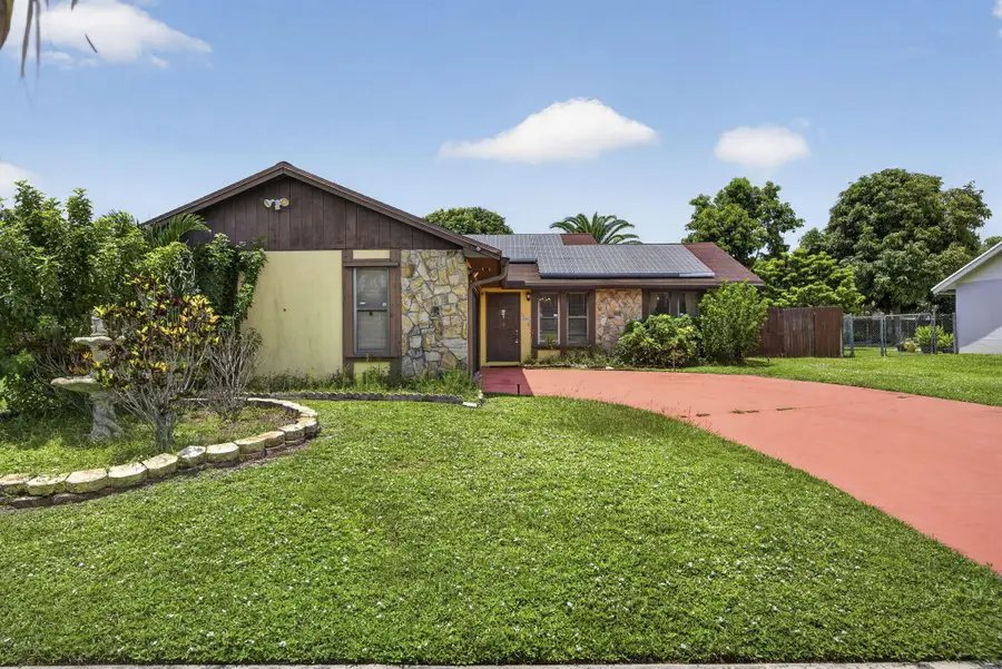 254 La Mancha Avenue, Royal Palm Beach, FL 33411 - #3