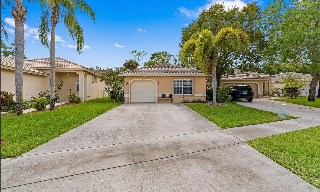 121 Prestige Drive, Royal Palm Beach, FL 33411 - #1