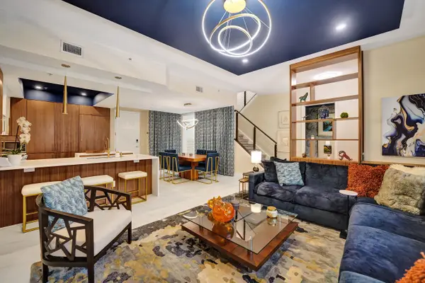 2617 NE 14th Avenue #102, Wilton Manors, FL 33334