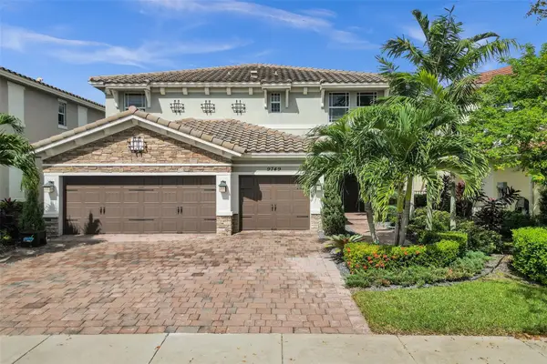 9749 Blue Isle #BAY, Parkland, FL 33076