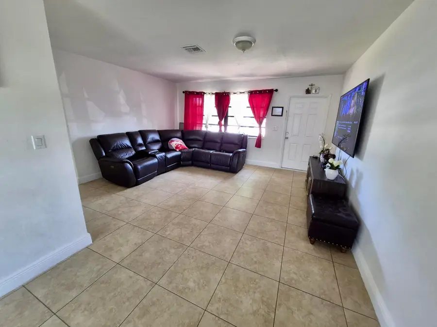 3141 SW 22nd Street, Fort Lauderdale, FL 33312 - #2
