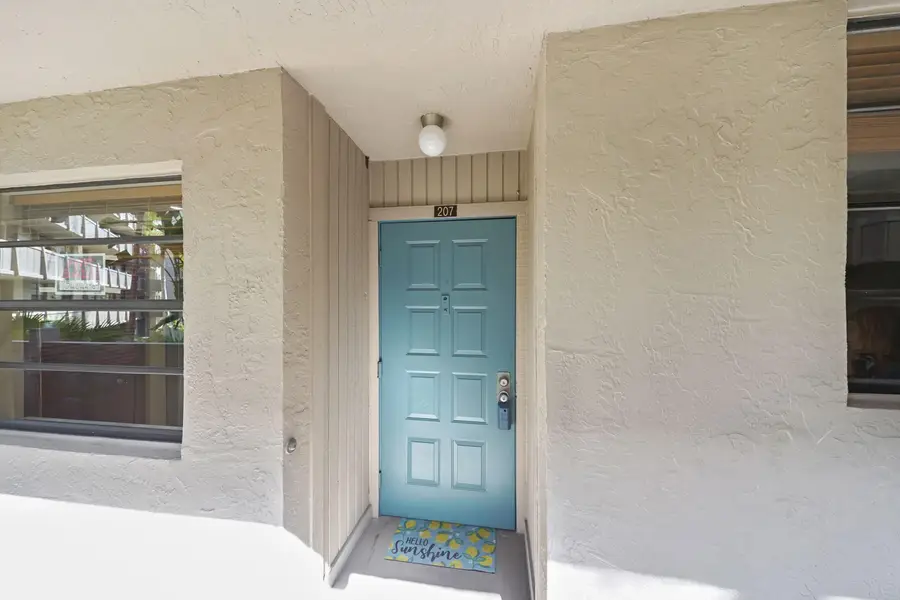 901 Colony Point Circle #207, Pembroke Pines, FL 33026 - #2