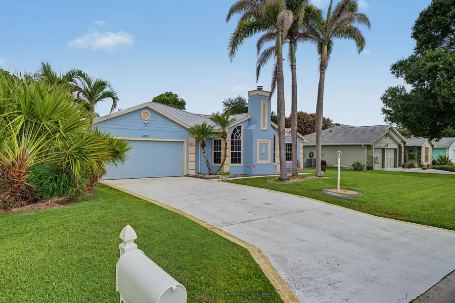 6908 Bronte Circle, Port Saint Lucie, FL 34952 - #2