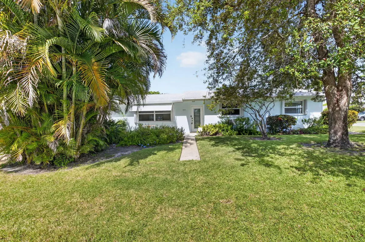 1205 SW 1st Street, Boynton Beach, FL 33435 - #1