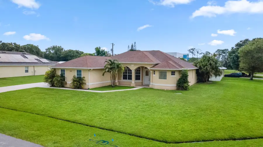 2189 SW Gemini Lane, Port Saint Lucie, FL 34984 - #2