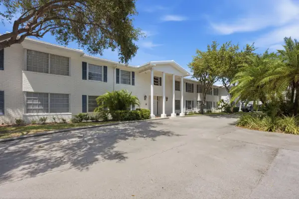 2251 NE 66th Street #1623, Fort Lauderdale, FL 33308