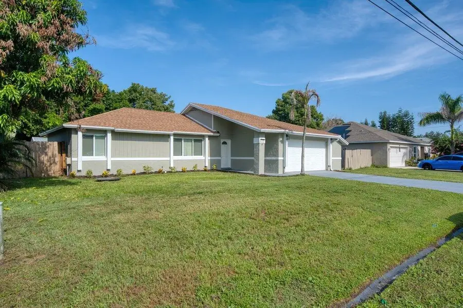 2410 SE Warwick Street, Port Saint Lucie, FL 34984 - #2
