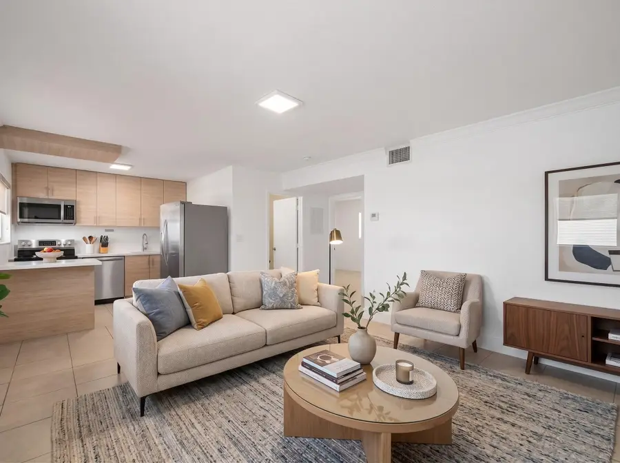 110 SE 2nd Street #103, Hallandale Beach, FL 33009 - #2