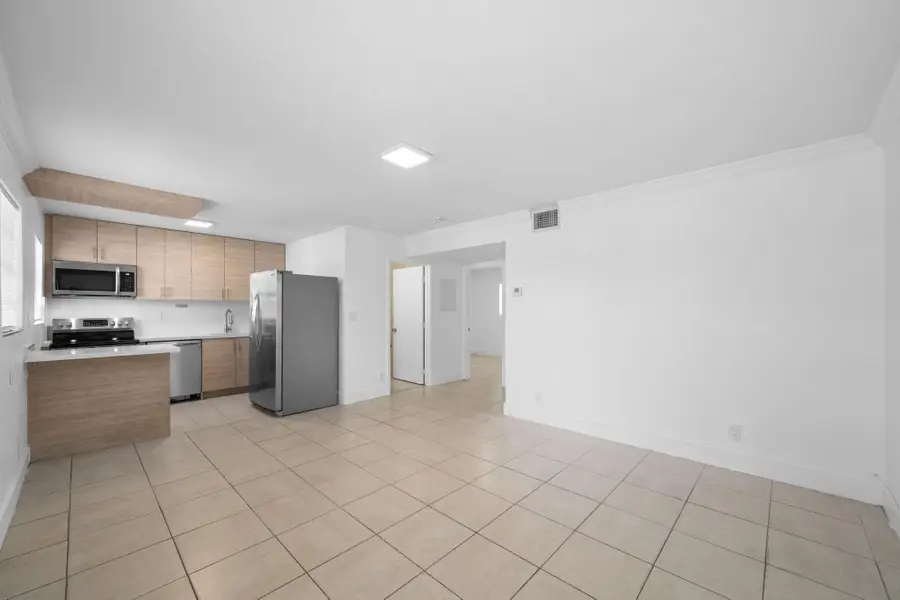 110 SE 2nd Street #103, Hallandale Beach, FL 33009 - #3
