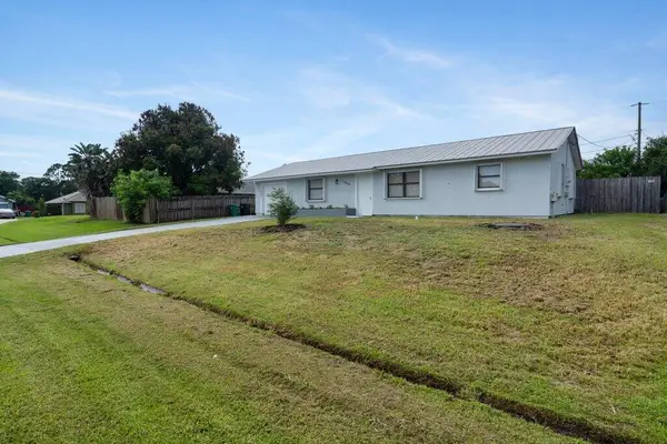1089 SW Janar Avenue, Port St Lucie, FL 34953