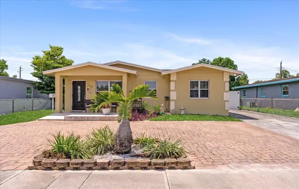 708 Hillcrest Boulevard, West Palm Beach, FL 33405