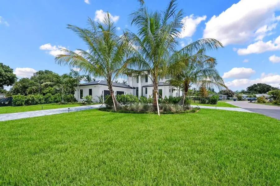 325 W Riverside Drive, Jupiter, FL 33469 - #2