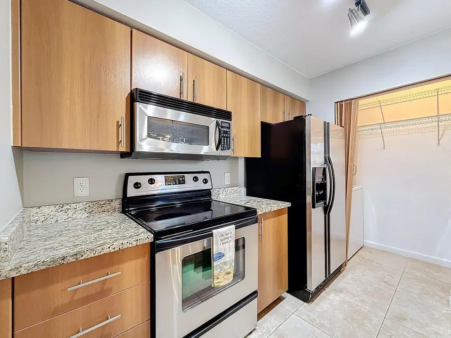 1020 Crystal Way #M, Delray Beach, FL 33444 - #3