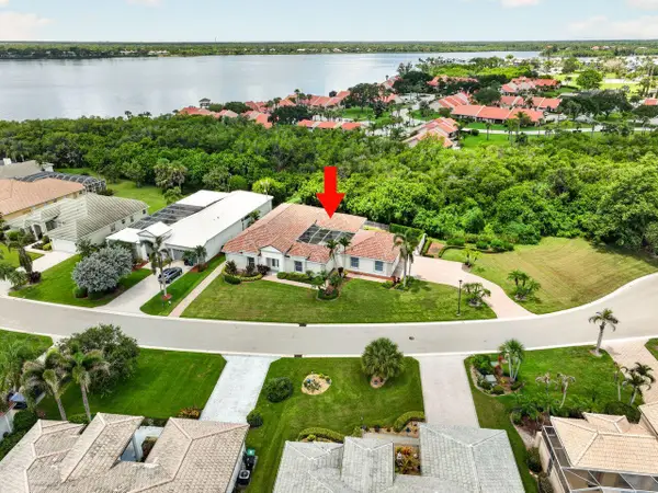 3202 SE Braemar Way, Port St Lucie, FL 34952