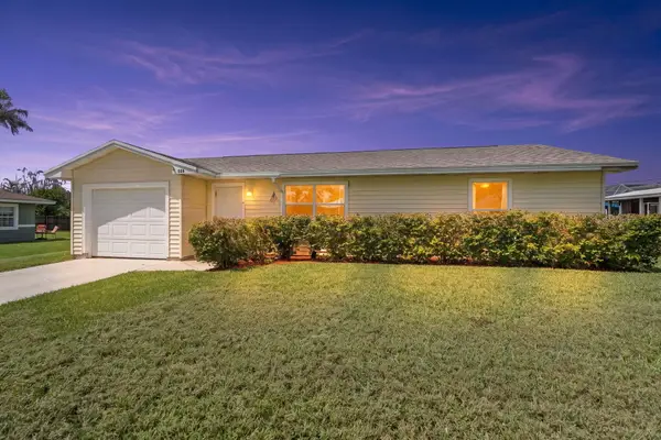 1154 SE Preston Lane, Port St Lucie, FL 34983