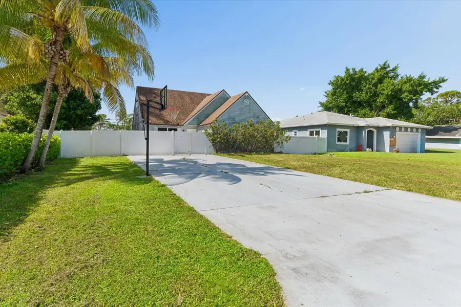 5414 Sunrise Boulevard, Delray Beach, FL 33484 - #2