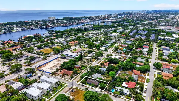 310 SE 8th Street, Delray Beach, FL 33483