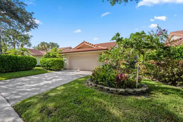 2895 Farragut Lane, West Palm Beach, FL 33409