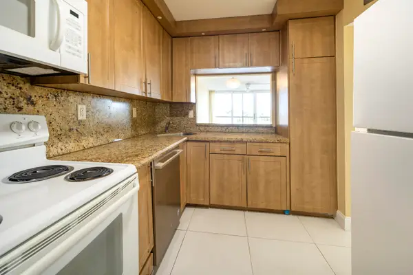 4501 NE 21st Avenue #412, Fort Lauderdale, FL 33308