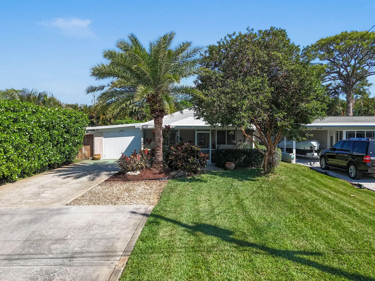 2401 Country Oaks, Palm Beach Gardens, FL 33410 - #1