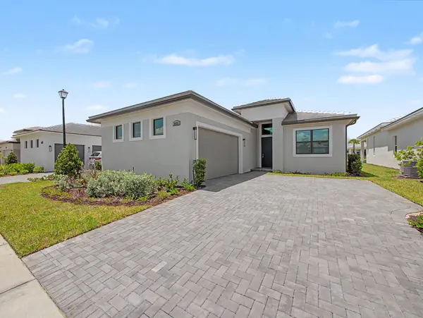 8623 SW Cantante Way, Port St Lucie, FL 34987