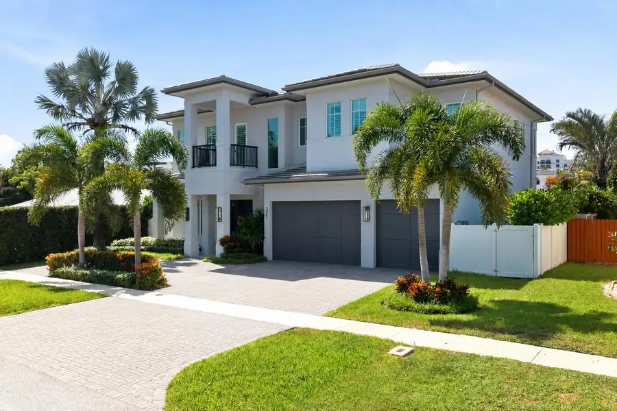 334 NE 3rd Court, Boca Raton, FL 33432 - #2