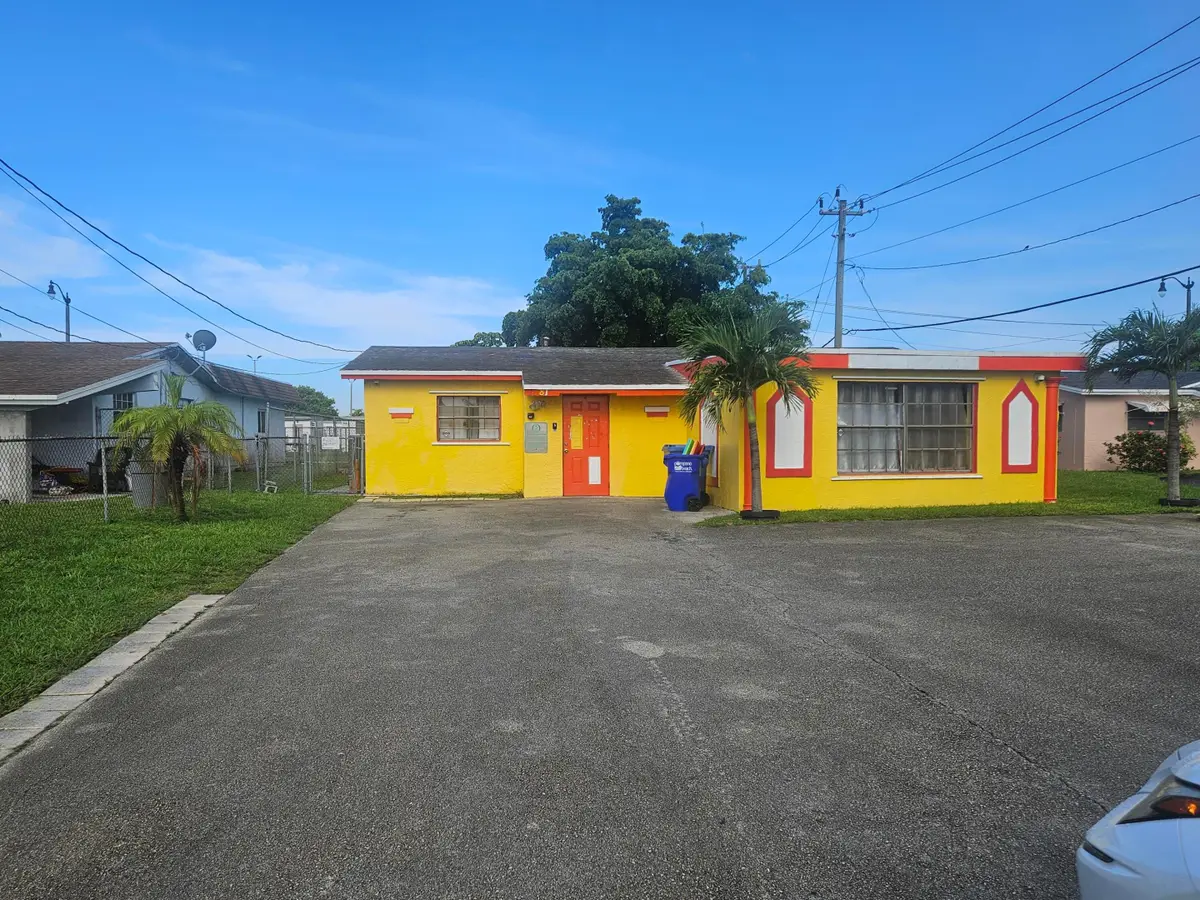 1081 NW 24th Avenue, Pompano Beach, FL 33069 - #1
