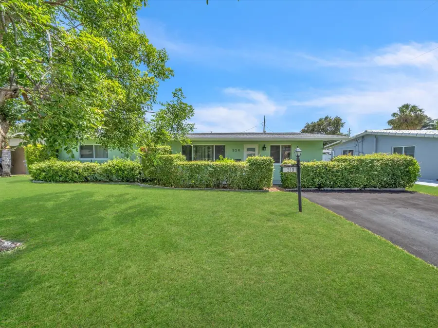 310 SE 8th Court, Pompano Beach, FL 33060 - #2