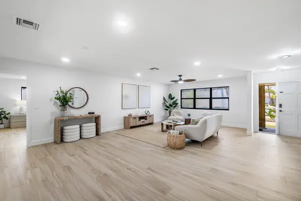 2538 SW 13th Court, Boynton Beach, FL 33426