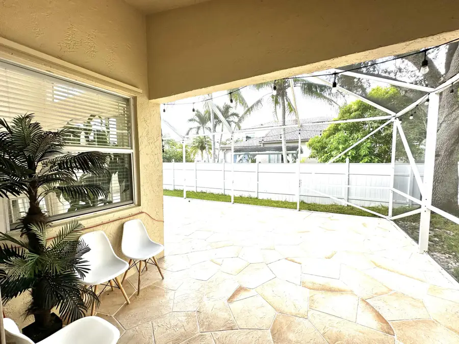 15850 NW 11th Street, Pembroke Pines, FL 33028 - #3