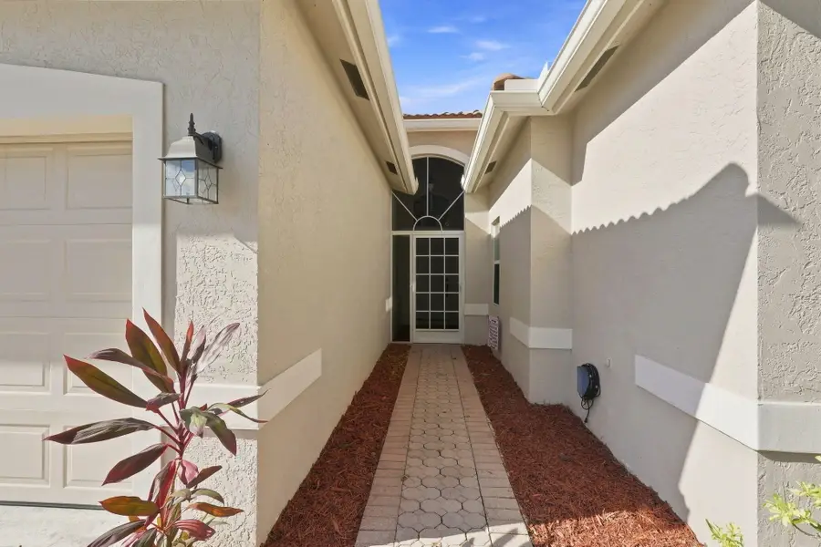 8680 Gold Cay, West Palm Beach, FL 33411 - #3