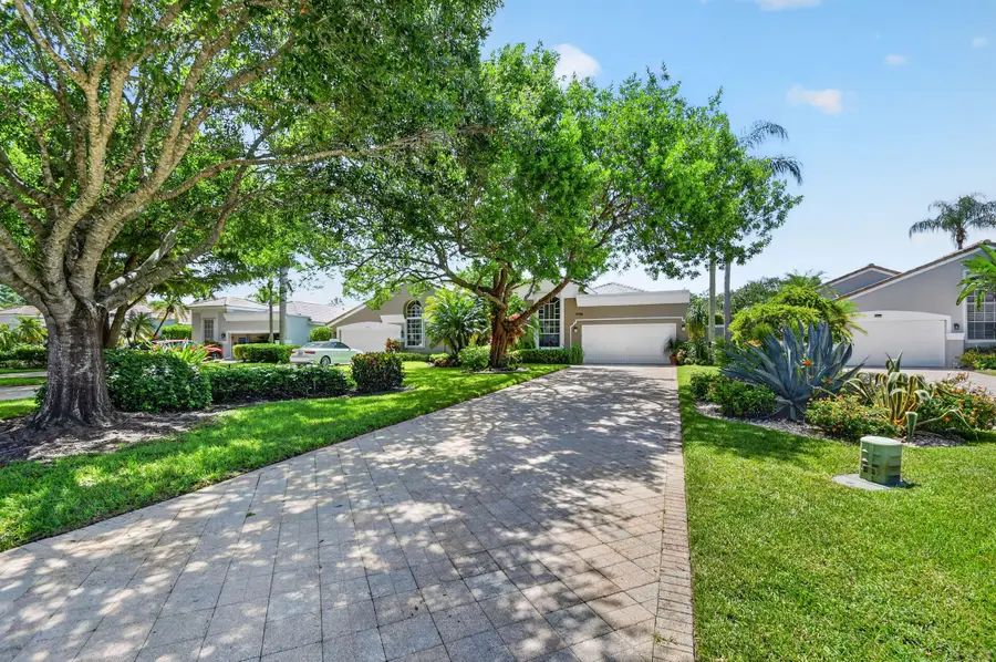 4758 Carlton Golf Drive, Lake Worth, FL 33449 - #3