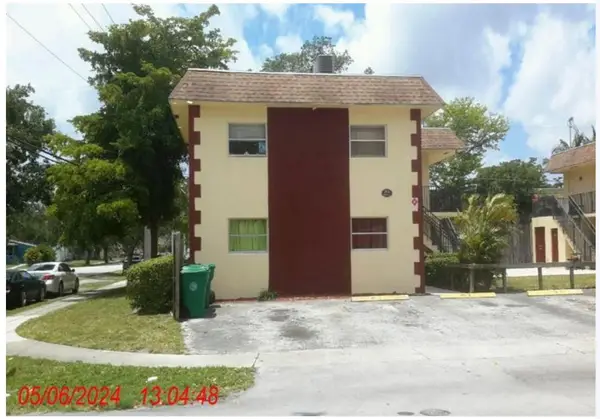 3821 SW 60th Avenue, Davie, FL 33314
