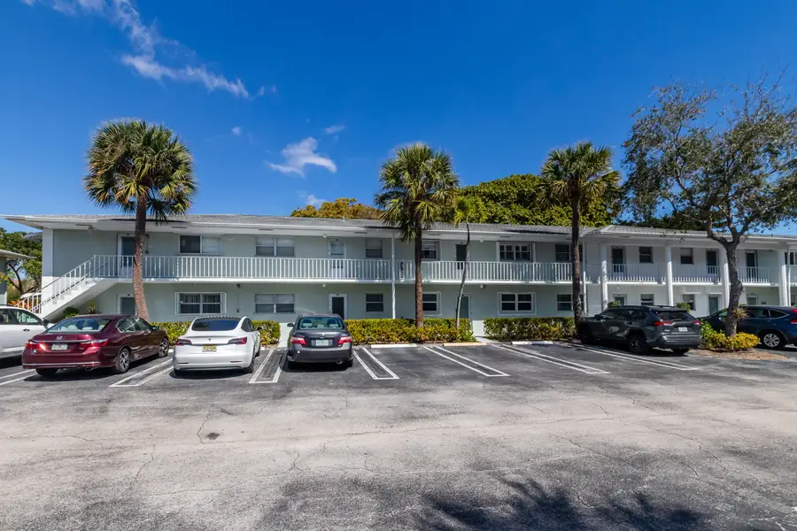 2300 SW 22nd Avenue #112, Delray Beach, FL 33445 - #3