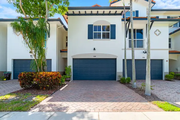 128 W Prive Circle, Delray Beach, FL 33445