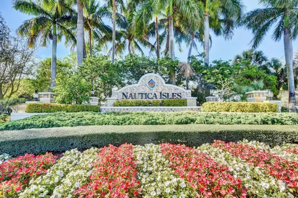 5088 Northern Lights Drive, Greenacres, FL 33463