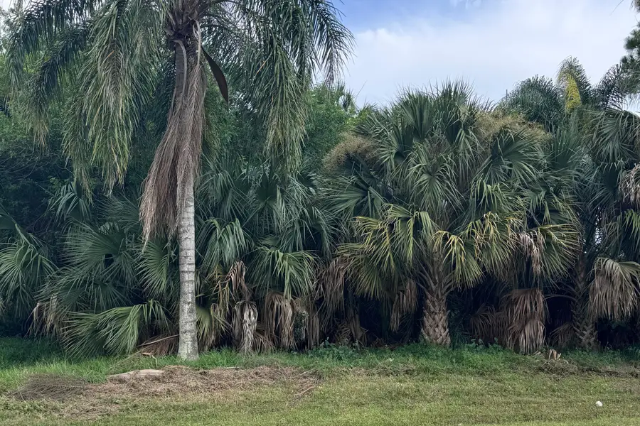 908 SW Bay State Road, Port Saint Lucie, FL 34953 - #2