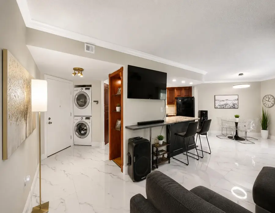 6855 W Broward Boulevard #201, Plantation, FL 33317 - #3