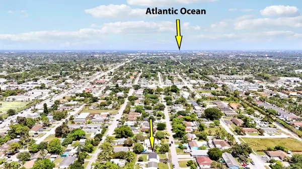 4785 Clinton Boulevard, Lake Worth, FL 33463