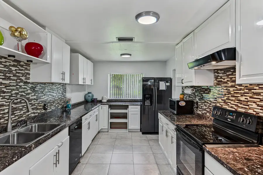 7190 NW 10th Court, Margate, FL 33063 - #3